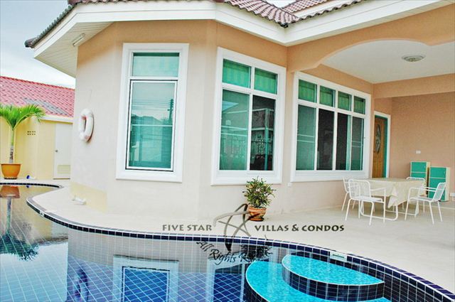 Newly built 3-bedroom pool villa…very modern ... WITH RENTAL INCOME House East Pattaya Newly built 3-bedroom pool villa…very modern ... WITH RENTAL INCOME House East Pattaya