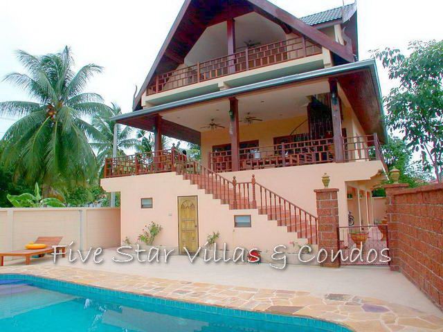 Thai-style house with 3 bedrooms and private swimming pool House Nong Plalai