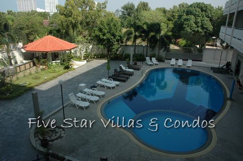 Spacious 2-bedroom condo at Baan Amphur REDUCED IN PRICE! Condominium Baan Amphur