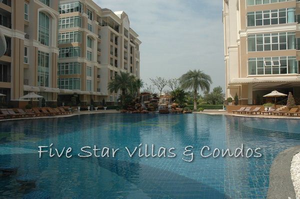 Large studio condo for sale in central Pattaya Condominium Central Pattaya
