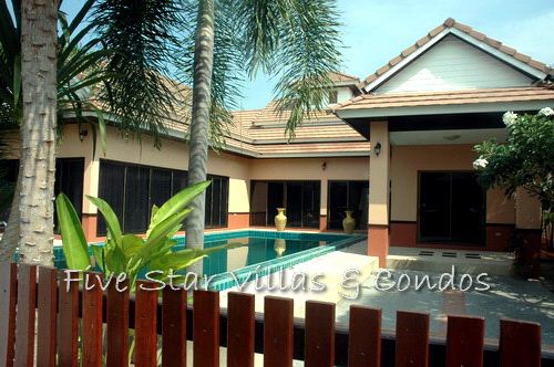 Chic pool villa for rent at Bang Sare House Bang Sare