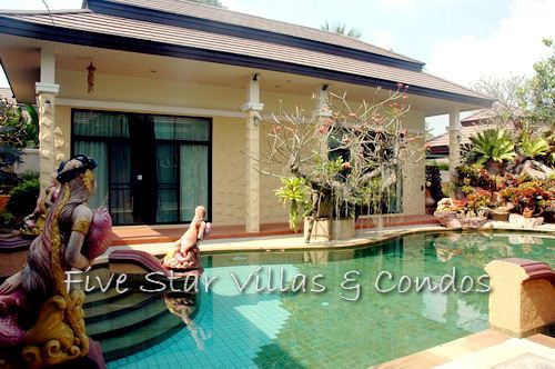 REDUCED : Magnificent Thai Bali-style villa set on ½ Rai House East Pattaya