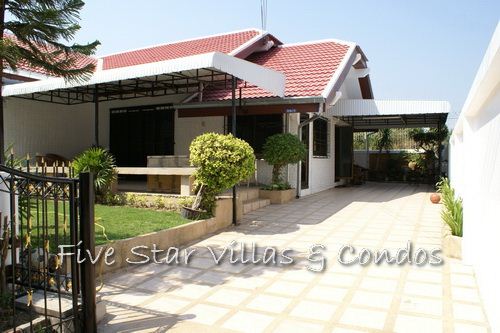 3-bedroom house in great location within Jomtien House 3-bedroom house in great location within Jomtien