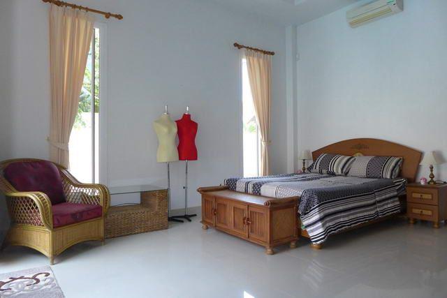 House For Sale East Pattaya showing the second bedroom House For Sale East Pattaya showing the second bedroom