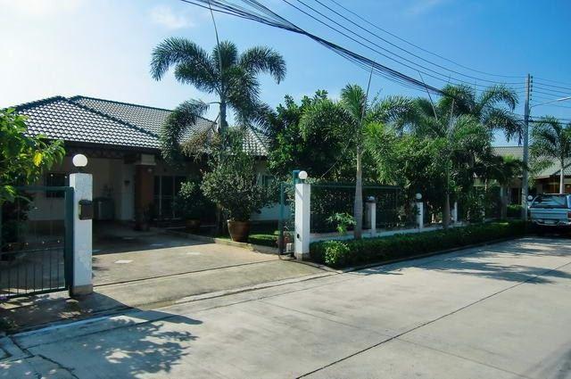 House For Sale Pattaya + House East Pattaya, Soi Khao Noi House For Sale Pattaya + House East Pattaya, Soi Khao Noi