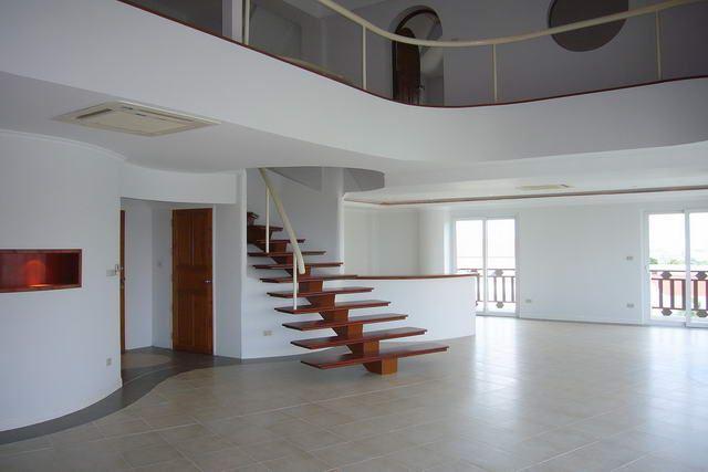 Condominium  For Sale  Jomtien +  Condominium Jomtien North