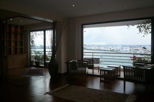 Condominium  For Sale  Phratamnak  Condominium Pattaya Hill, Phratamnak