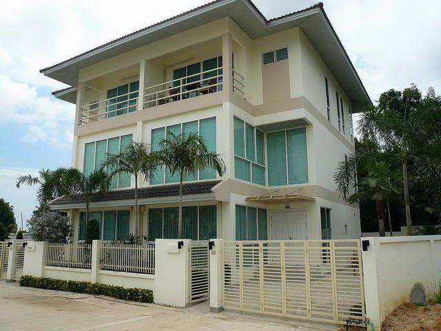 House For Sale Pattaya + House East Pattaya, Soi Nern Plab Waan House For Sale Pattaya + House East Pattaya, Soi Nern Plab Waan