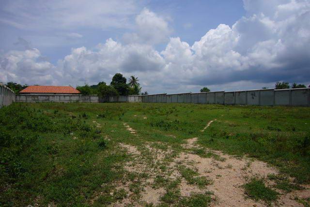 Land  For Sale  Jomtien +  Land Chaknork Reservoir - East Jomtien