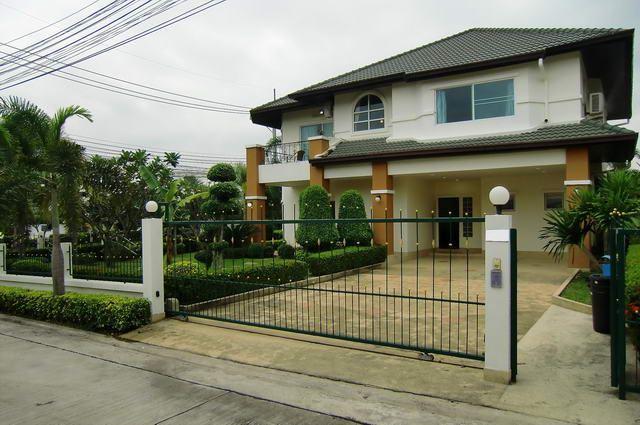 House For Sale Pattaya + House East Pattaya, Soi Khao Noi House For Sale Pattaya + House East Pattaya, Soi Khao Noi