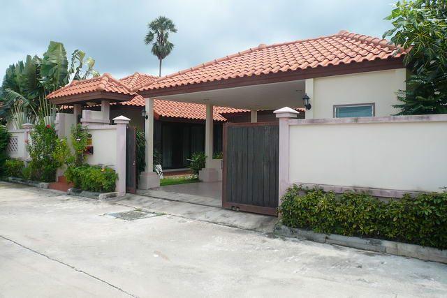 House For Sale Na Jomtien + House Na Jomtien, Huay Yai House For Sale Na Jomtien + House Na Jomtien, Huay Yai