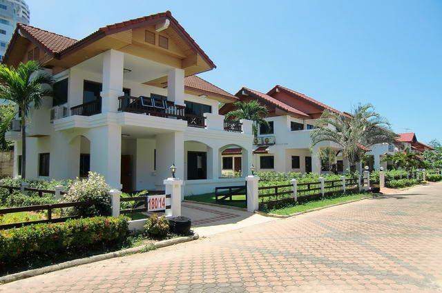 House For Sale Na Jomtien + House Ban Amphur, Na Jomtien House For Sale Na Jomtien + House Ban Amphur, Na Jomtien