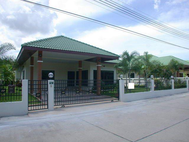 House For Sale Pattaya + House East Pattaya - Soi Siam Country Club House For Sale Pattaya + House East Pattaya - Soi Siam Country Club