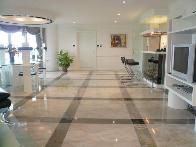 Condominium  For Sale  Naklua  Condominium Wong Amat Beach, Naklua