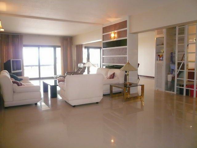 Condominium  For Sale  Naklua  Condominium Wong Amat Beach, Naklua