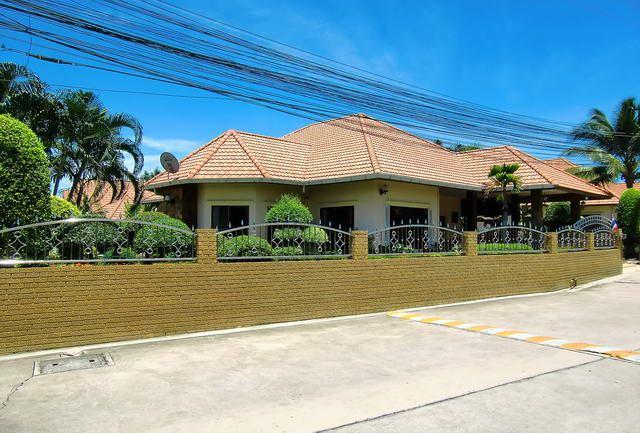 House For Sale Pattaya + House East Pattaya, Soi Khao Noi House For Sale Pattaya + House East Pattaya, Soi Khao Noi