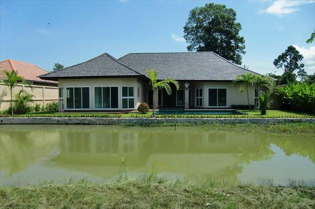 House For Sale Pattaya + House East Pattaya, Soi Nern Plab Waan Area House For Sale Pattaya + House East Pattaya, Soi Nern Plab Waan Area