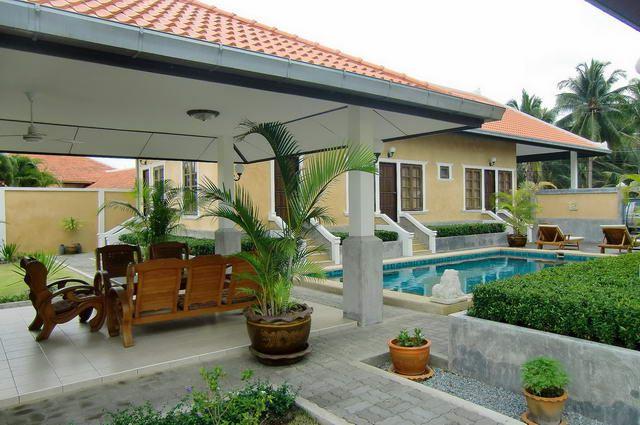 House For Sale Pattaya + House Pong - Mabprachan, East Pattaya House For Sale Pattaya + House Pong - Mabprachan, East Pattaya