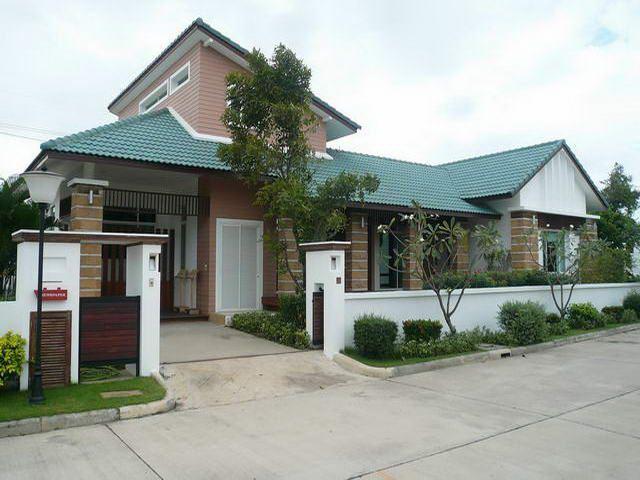 House For Sale Jomtien + House Jomtien - Thepprasit House For Sale Jomtien + House Jomtien - Thepprasit