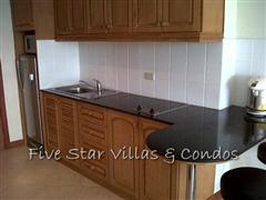 Condominium for sale Jomtien at VT5C showing the kitchen