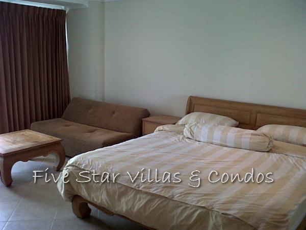 Condominium for sale Jomtien at VT5C showing the bed area