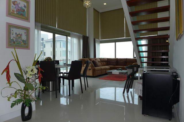 Condominium for sale Naklua showing the dining and living areas Condominium for sale Naklua showing the dining and living areas