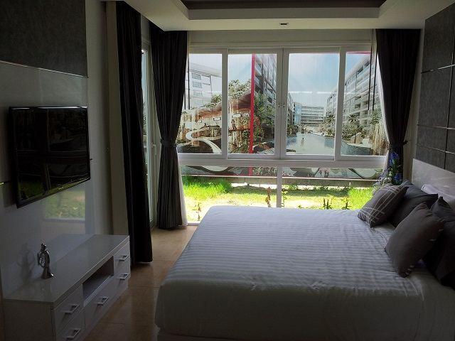 Condominium For Sale Pattaya showing the bedroom area Condominium For Sale Pattaya showing the bedroom area