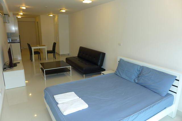 Condominium For Sale Pratumnak looking back from the bed Condominium For Sale Pratumnak looking back from the bed