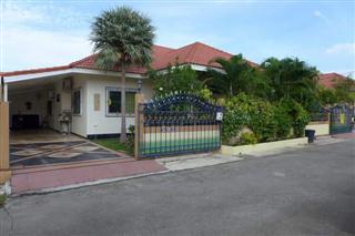 House  For Sale  Pattaya  - House -  - East Pattaya