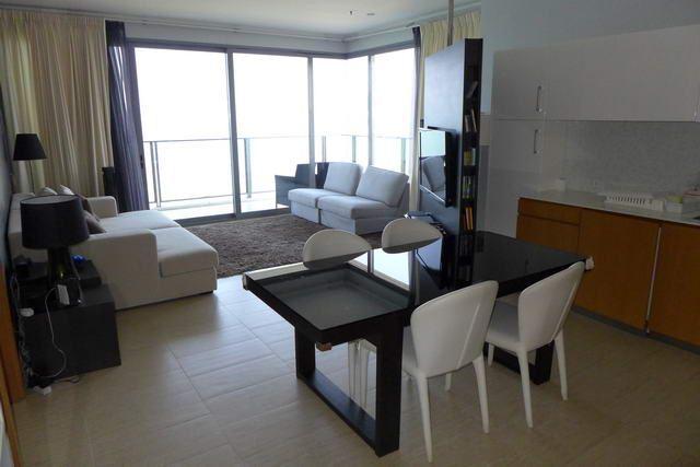 Condominium For Sale Northpoint Pattaya showing the large living area Condominium For Sale Northpoint Pattaya showing the large living area