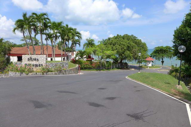 Land For Sale Bangsaray showing the entrance Land For Sale Bangsaray showing the entrance