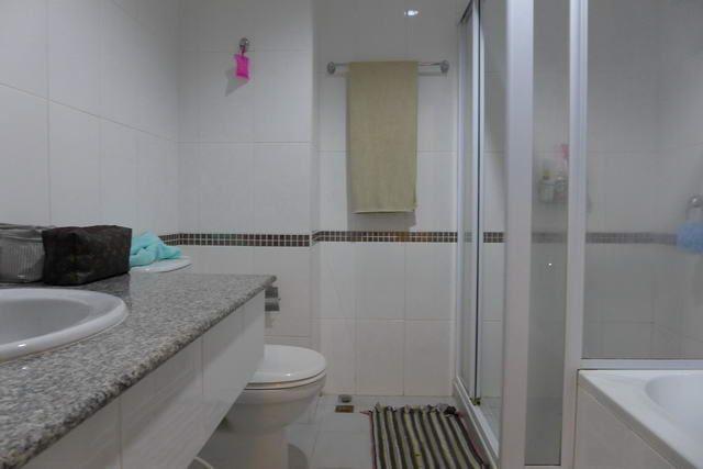 Condominium For Sale Jomtien showing the bathroom Condominium For Sale Jomtien showing the bathroom