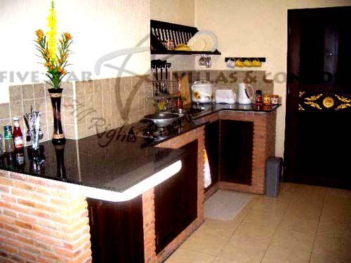 Condominium for rent in Jomtien at View Talay 2A showing the kitchen