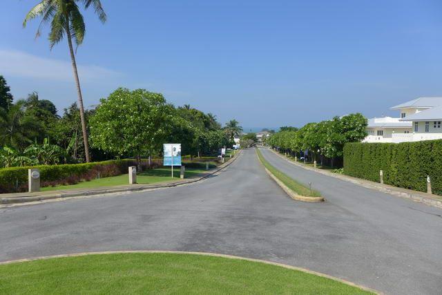 Land for sale Na Jomtien Pattaya showing the plot of lands Land for sale Na Jomtien Pattaya showing the plot of lands