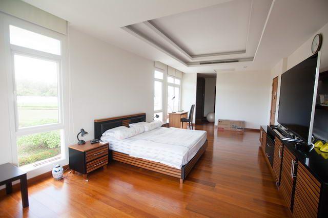 House for sale Na Jomtien Pattaya showing the bedroom House for sale Na Jomtien Pattaya showing the bedroom