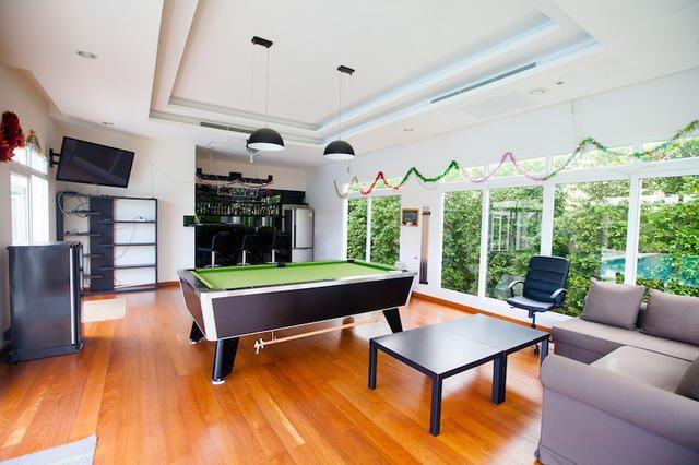 House for sale Na Jomtien Pattaya showing the entertainment area House for sale Na Jomtien Pattaya showing the entertainment area