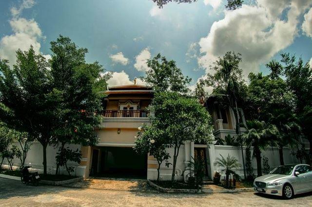 House for sale at Na Jomtien Pattaya showing the frontage house House for sale at Na Jomtien Pattaya showing the frontage house