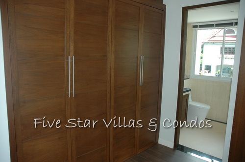 Condominium for rent on Jomtien Beach showing bedroom wardrobes