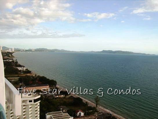 Condominium for rent on Jomtien Beach showing the view