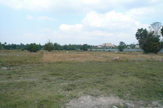 Land for sale in Na Jomtien ideal for housing project Land for sale in Na Jomtien ideal for housing project