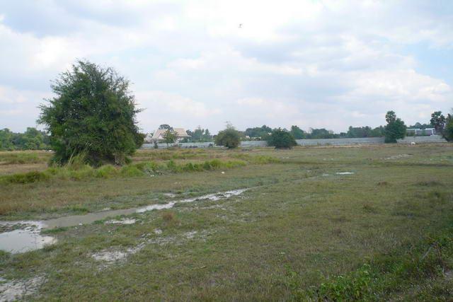 Land for sale in Na Jomtien perfect for villa development Land for sale in Na Jomtien perfect for villa development
