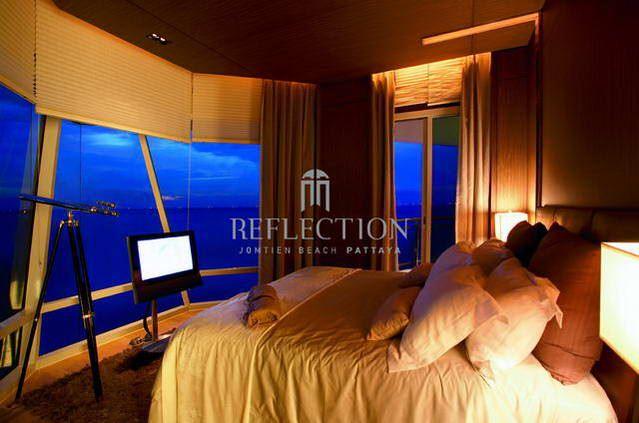 Condominium for sale in Jomtien showing bedroom night view Condominium for sale in Jomtien showing bedroom night view