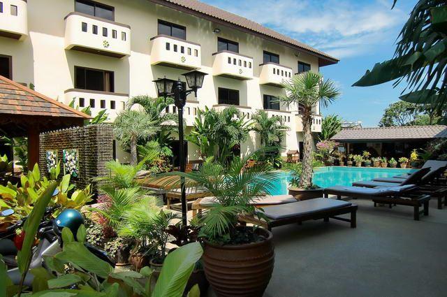 Serviced Apartments For Sale Pattaya showing the pool and terraces Serviced Apartments For Sale Pattaya showing the pool and terraces