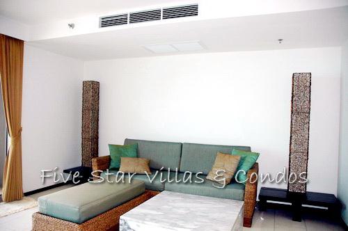 Condominium for rent on Pattaya Beach at NORTHSHORE showing the living area