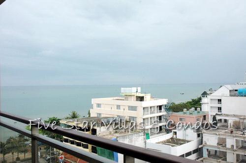 Condominium for rent on Pattaya Beach at NORTHSHORE showing the sea view
