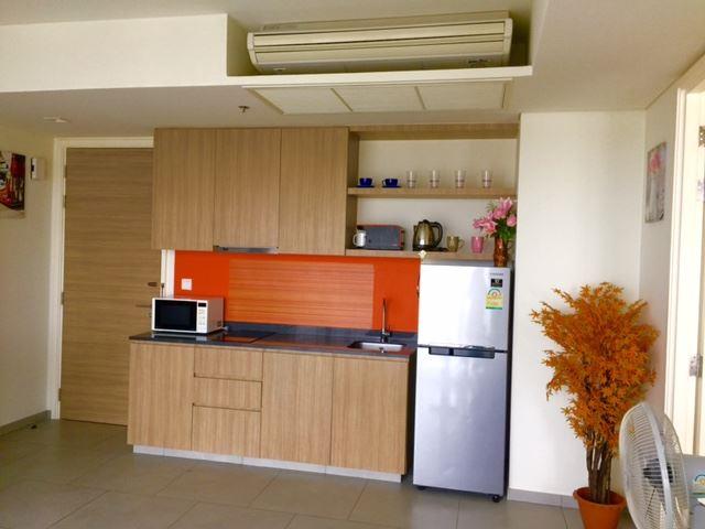 Condominium for sale at Zire Pattaya showing the kitchen Condominium for sale at Zire Pattaya showing the kitchen