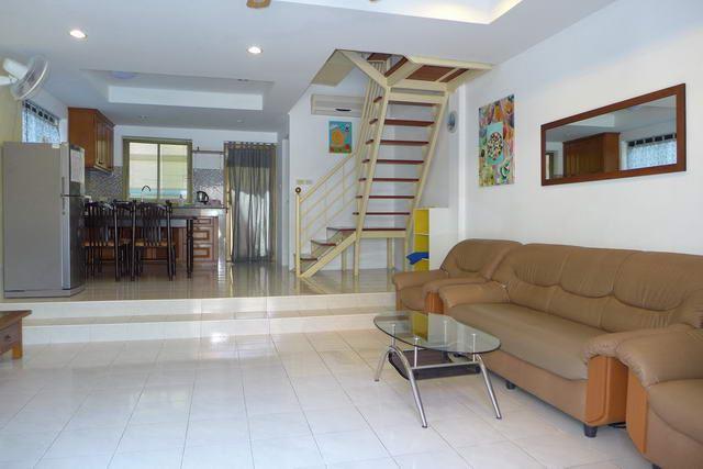 Pool resort and villa business for sale Pratumnak Pattaya showing the living area