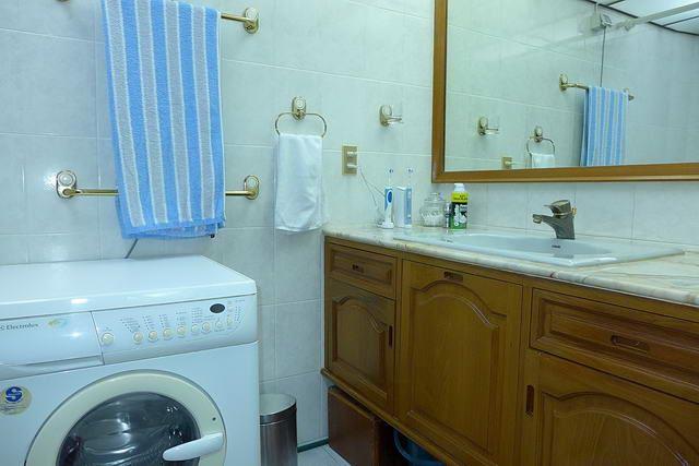 Condominium for sale Pattaya showing the bathroom Condominium for sale Pattaya showing the bathroom