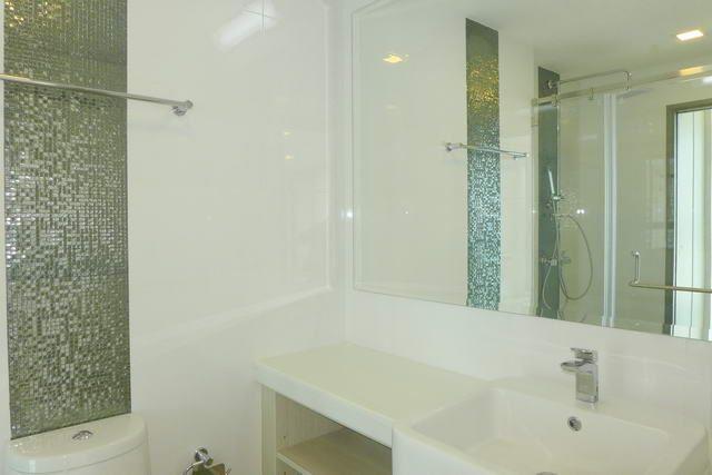 Condominium for sale Pratumnak Hill Pattaya showing a bathroom Condominium for sale Pratumnak Hill Pattaya showing a bathroom