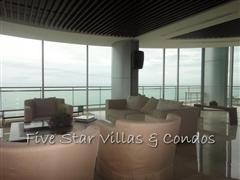 Condominium for sale on Pattaya Beach at Northshore showing sitting areas